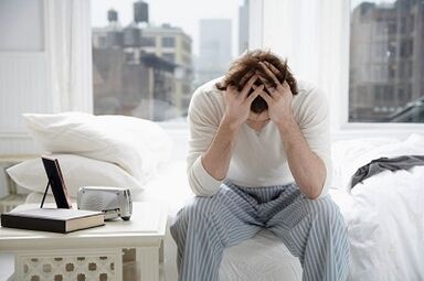 malestar y dolor de cabeza para la prostatitis